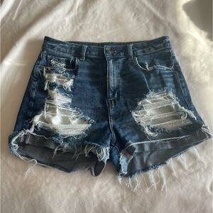American Eagle Mom Shorts Denim Distressed Women’s 10 Ripped High Waist